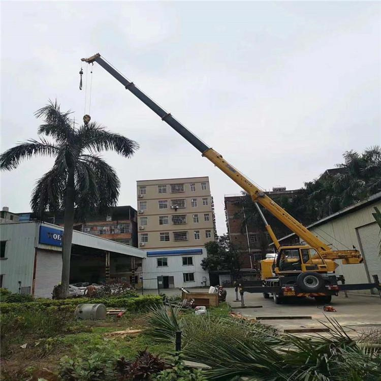 云岩12吨吊车出租一天的收费标准是什么