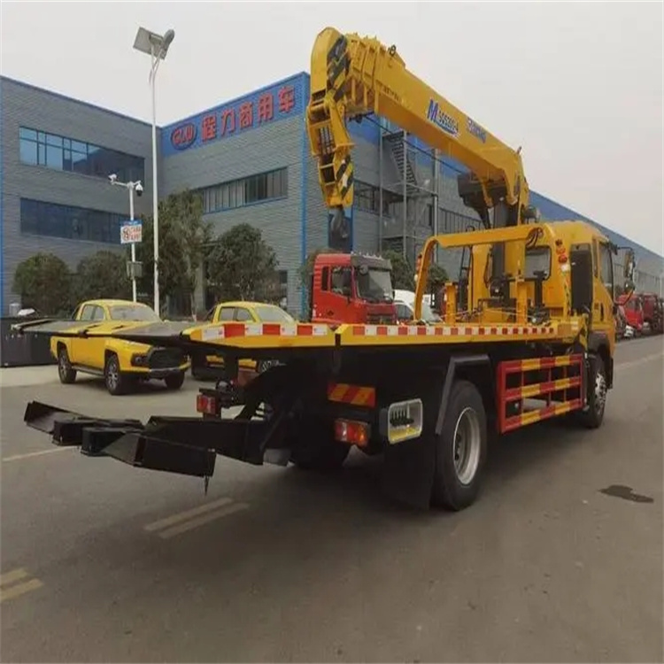 云岩附近小随车吊出租电话，轻松解决搬运烦恼